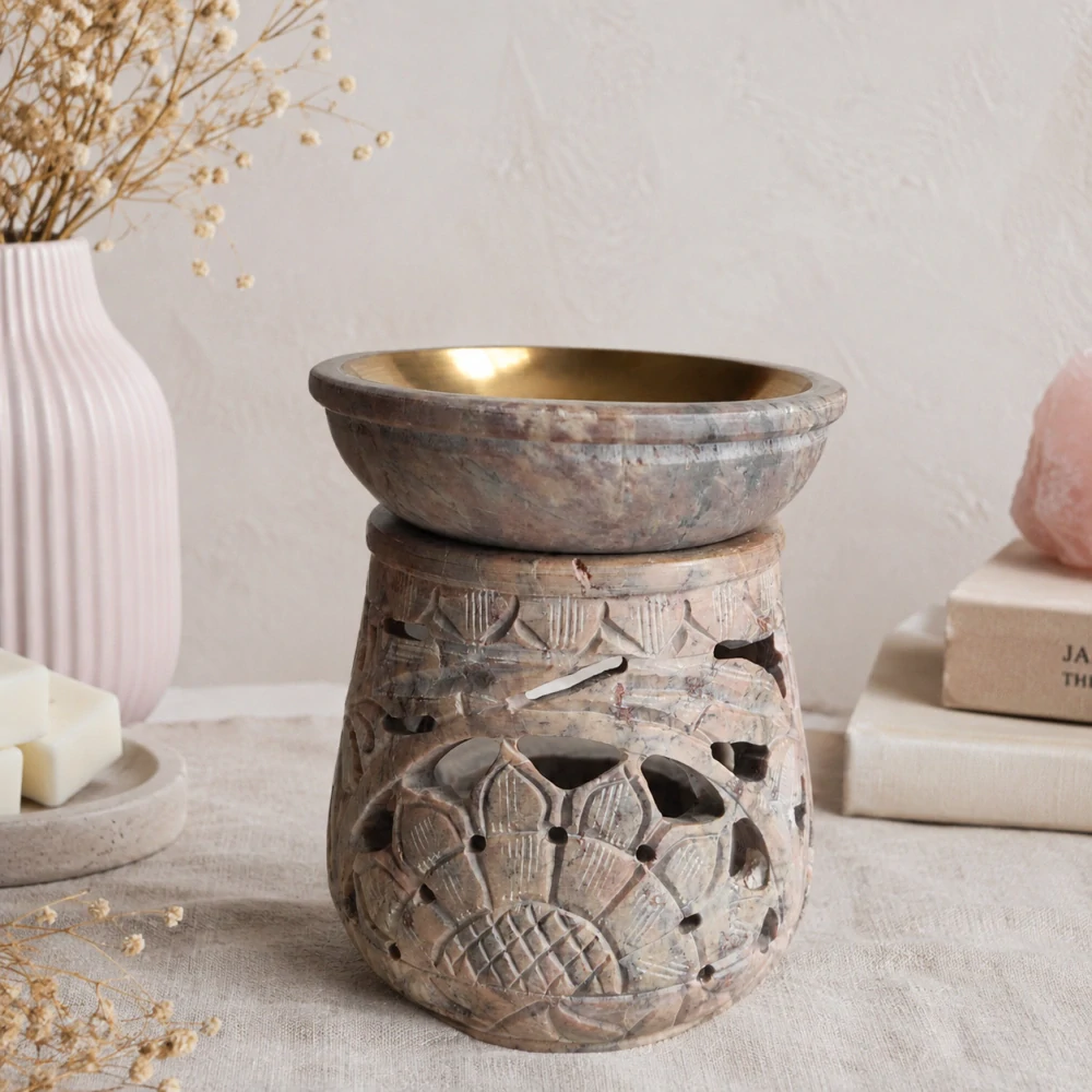 Aromalampa z mastku s květinovým motivem – růžovo-béžová