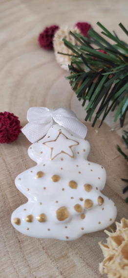 Keramický stromeček bílý