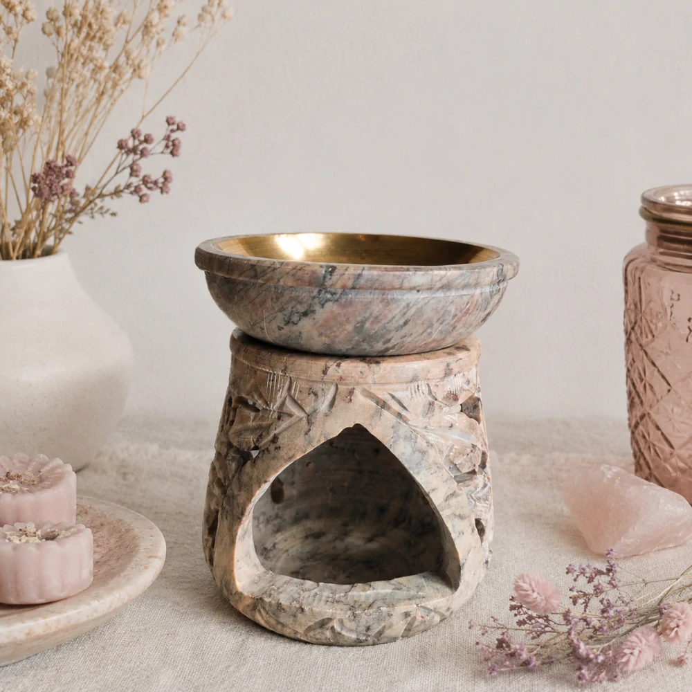 Aromalampa z mastku s květinovým motivem – růžovo-béžová